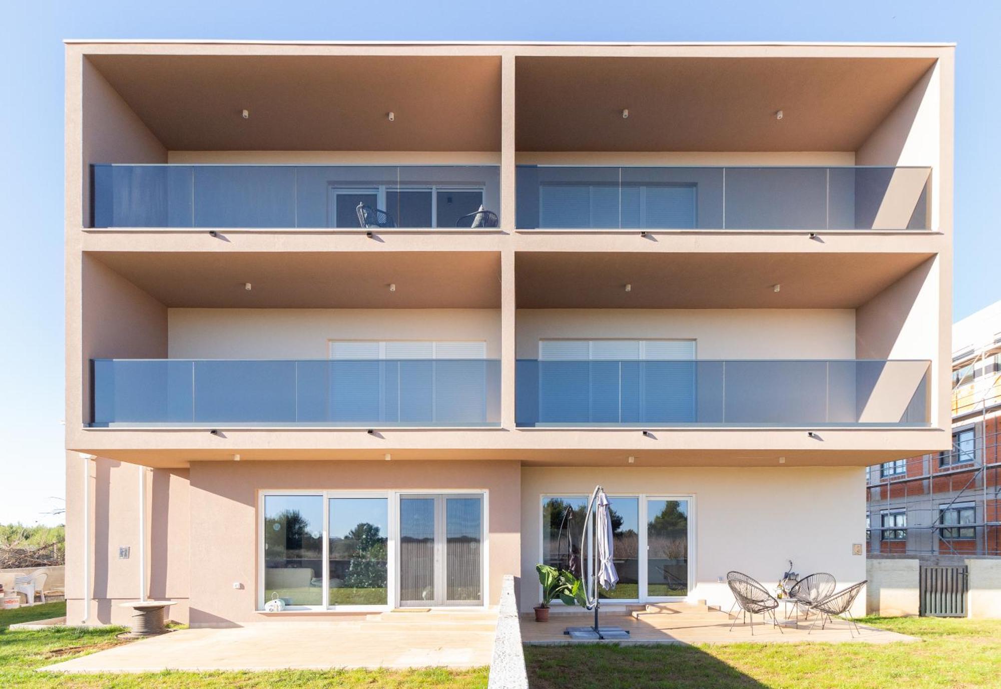 Modern And Spacious Apartment Helena Near The Beach Privlaka  Luaran gambar
